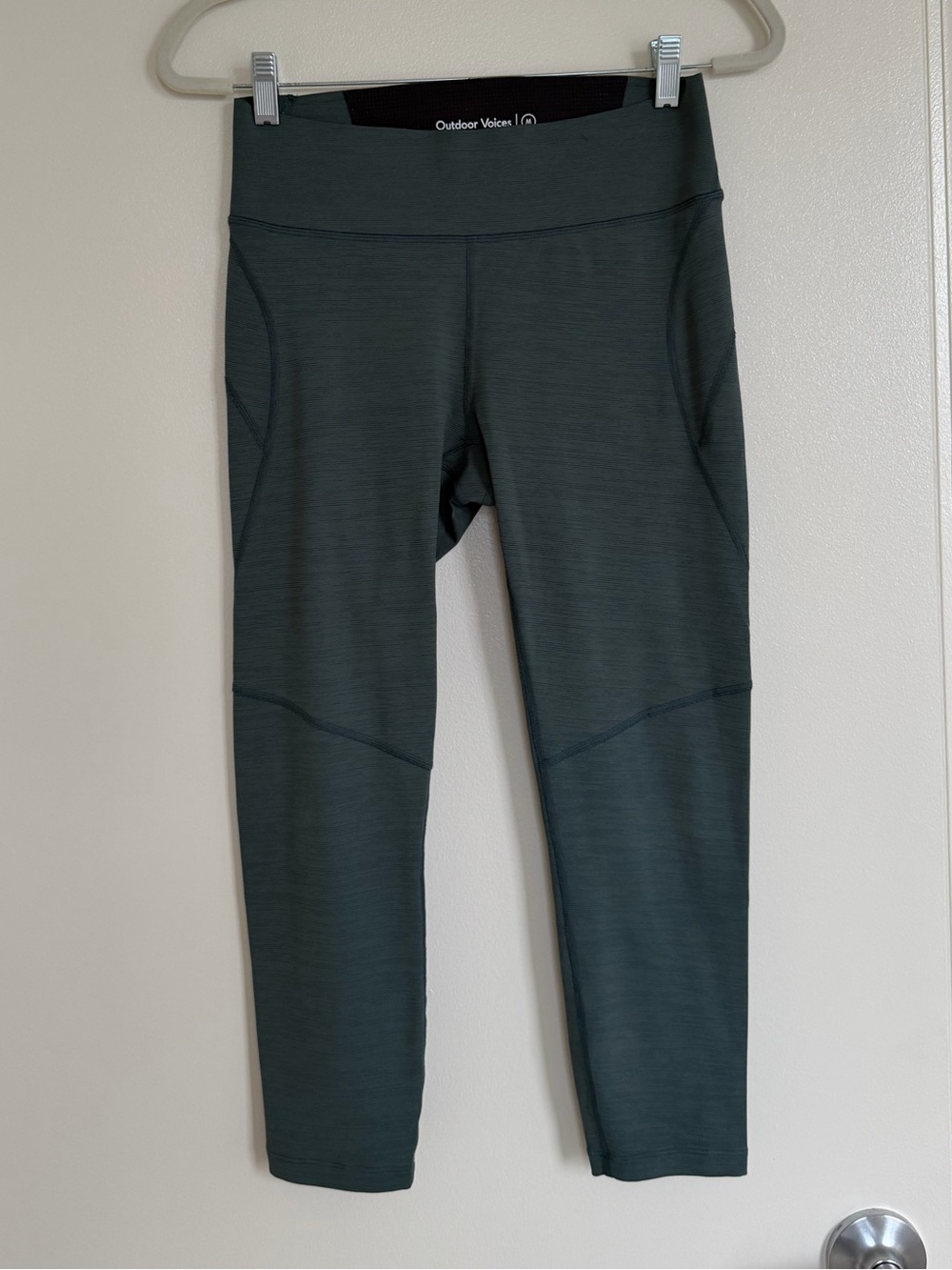 Outdoor Green Performance Leggings